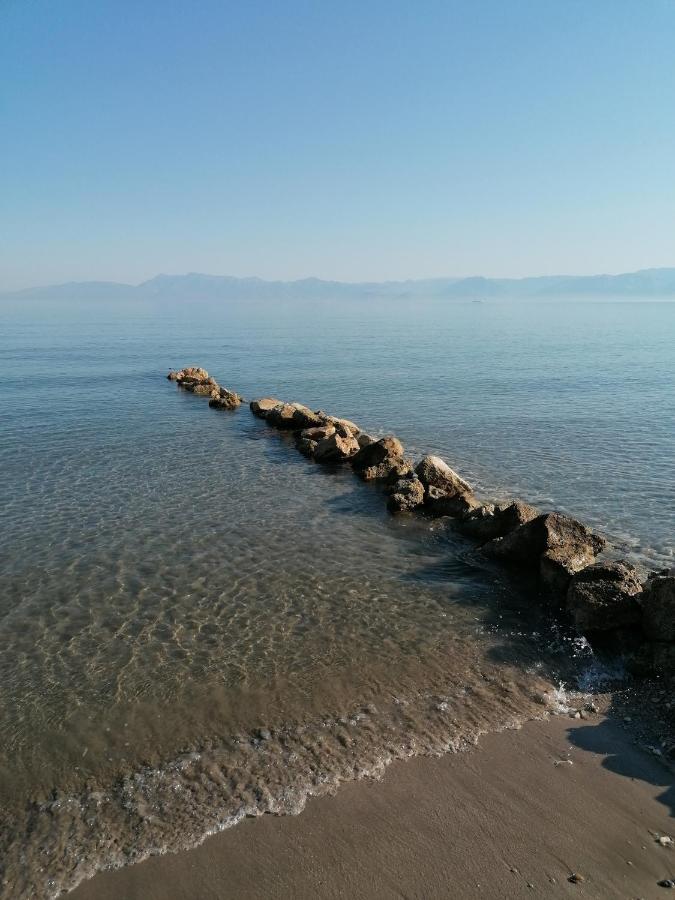 Anastazia'S Seaside Apartments Roda  Exterior photo